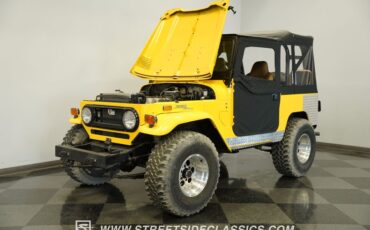 Toyota-Fj-cruiser-1970-Yellow-Tan-36