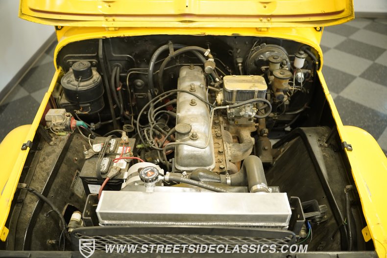 Toyota-Fj-cruiser-1970-Yellow-Tan-38