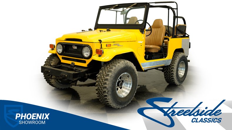 Toyota-Fj-cruiser-1970-Yellow-Tan-39