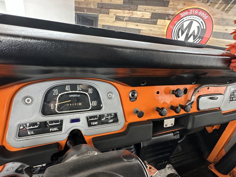 Toyota-Fj40-1973-Orange-Crush-Black-21