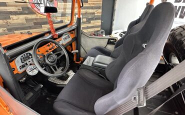 Toyota-Fj40-1973-Orange-Crush-Black-4