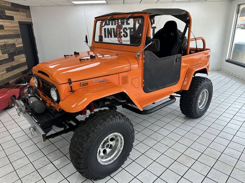 Toyota-Fj40-1973-Orange-Crush-Black-8