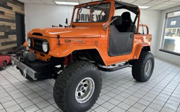 Toyota-Fj40-1973-Orange-Crush-Black-9