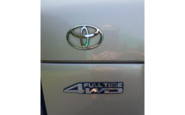 Toyota-Land-cruiser-1994-Light-beige-metallic-Beige-19