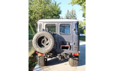 Toyota-Land-cruiser-bj40-1978-Smoke-Gray-Black-3