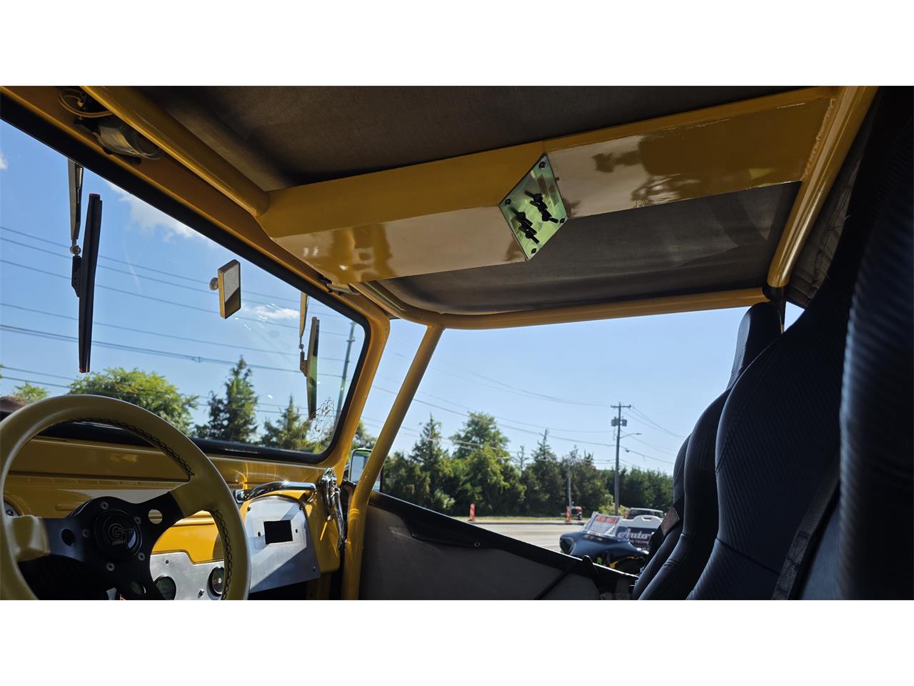 Toyota-Land-cruiser-fj40-1967-Yellow-Black-13