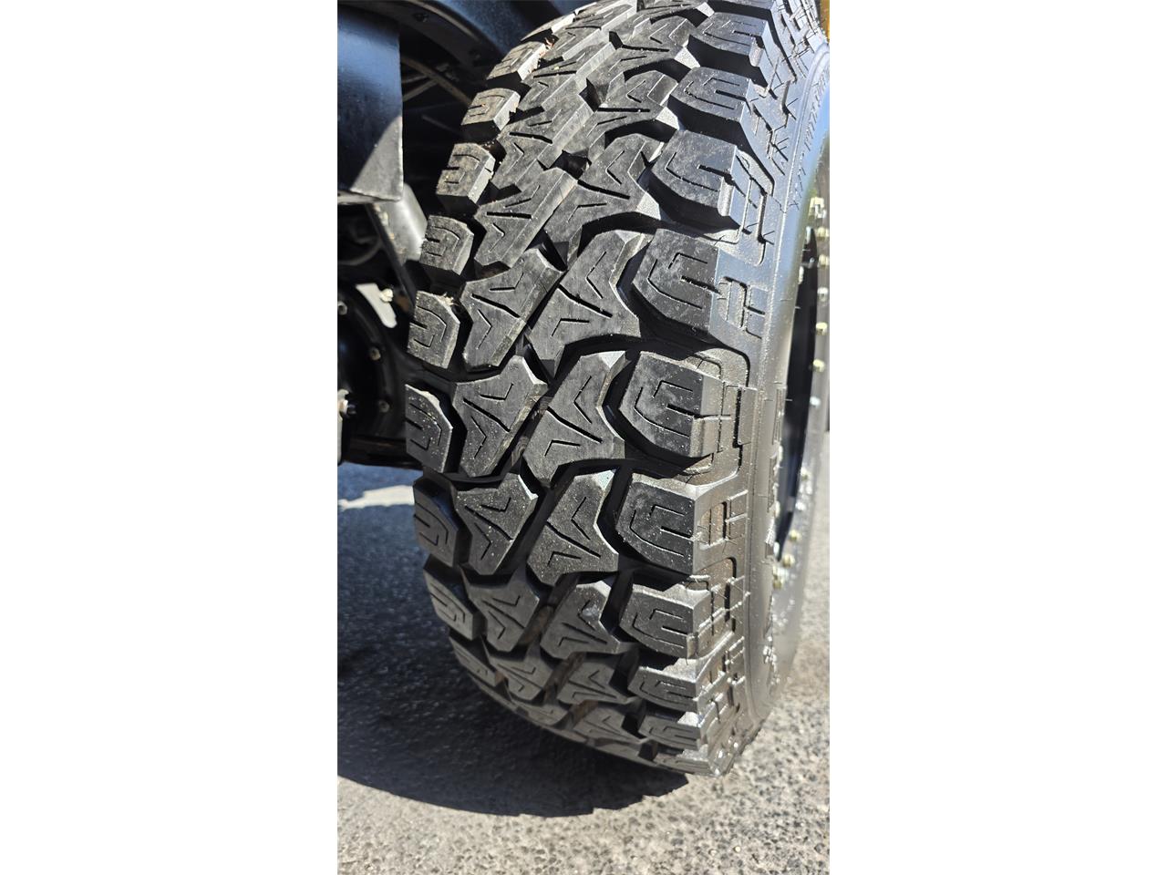 Toyota-Land-cruiser-fj40-1967-Yellow-Black-27