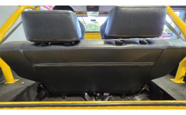 Toyota-Land-cruiser-fj40-1967-Yellow-Black-29