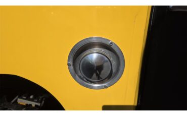 Toyota-Land-cruiser-fj40-1967-Yellow-Black-3
