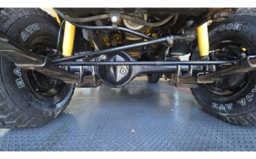 Toyota-Land-cruiser-fj40-1967-Yellow-Black-38