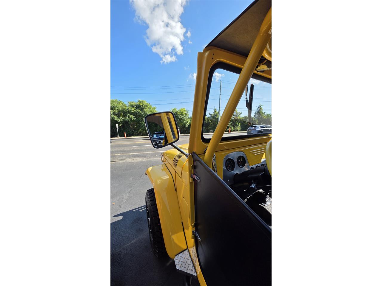 Toyota-Land-cruiser-fj40-1967-Yellow-Black-6