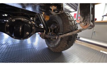 Toyota-Land-cruiser-fj40-1967-Yellow-Black-73