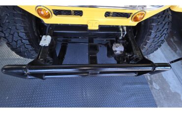 Toyota-Land-cruiser-fj40-1967-Yellow-Black-75