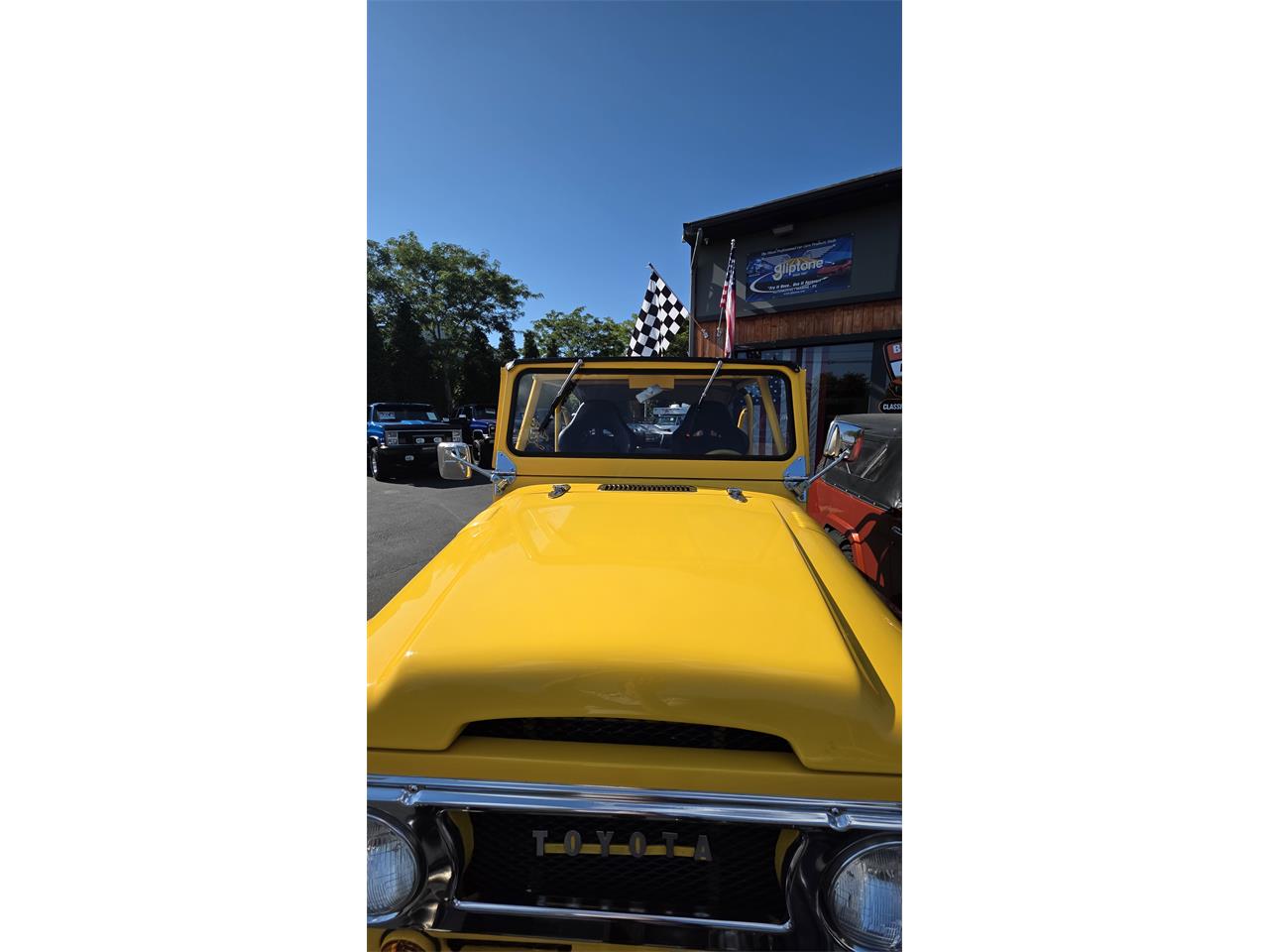 Toyota-Land-cruiser-fj40-1967-Yellow-Black-8