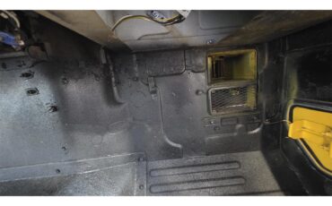 Toyota-Land-cruiser-fj40-1967-Yellow-Black-83