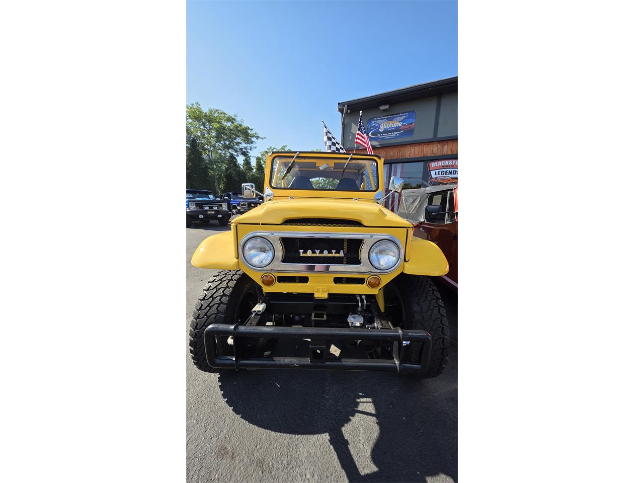 Toyota-Land-cruiser-fj40-1967-Yellow-Black-9