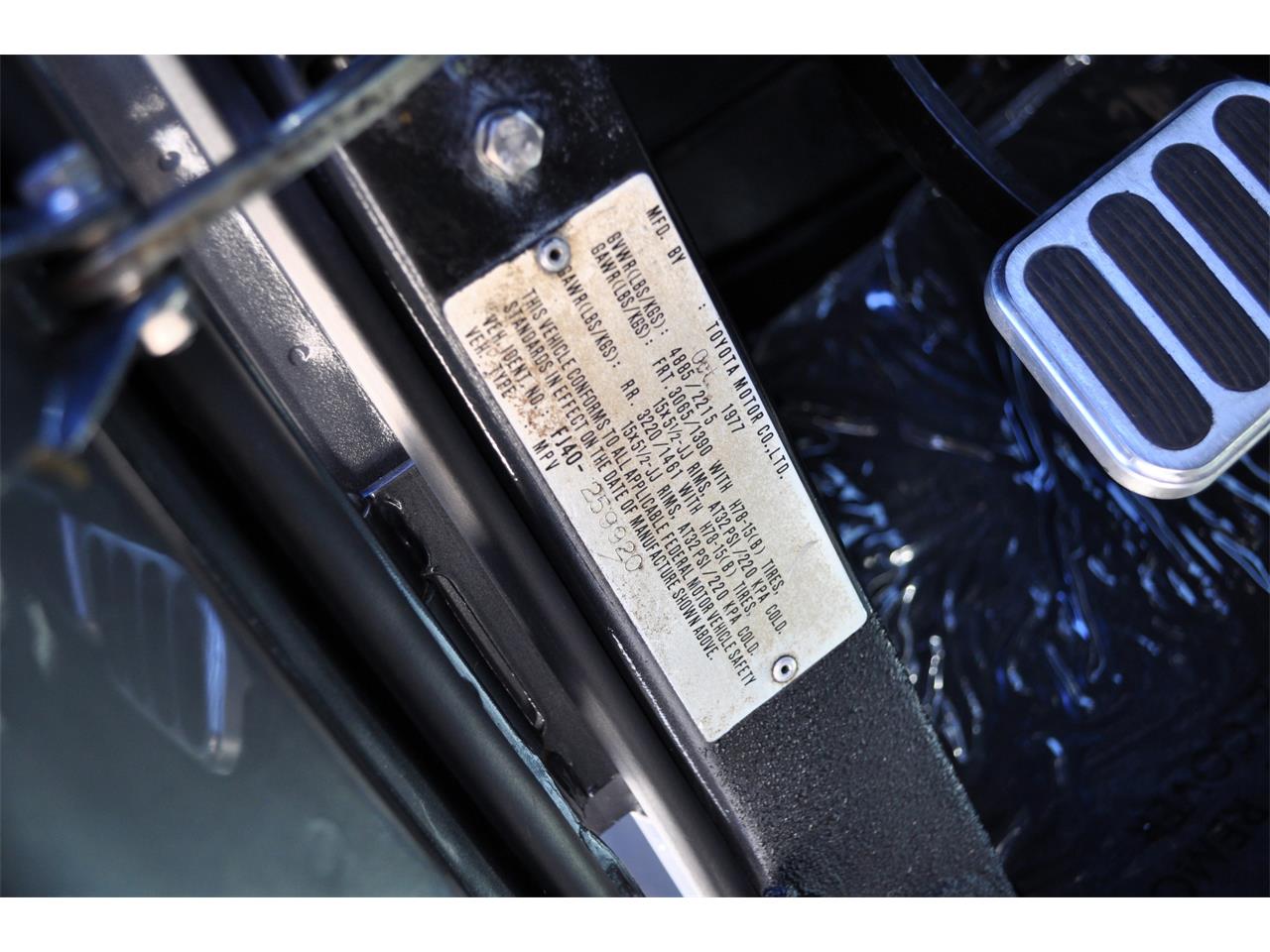 Toyota-Land-cruiser-fj40-1978-Grey-Black-23