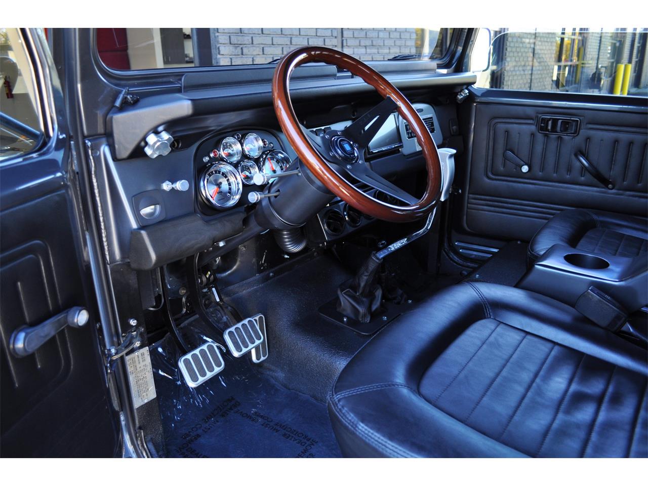 Toyota-Land-cruiser-fj40-1978-Grey-Black-26