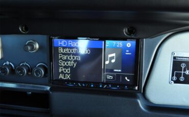 Toyota-Land-cruiser-fj40-1978-Grey-Black-32