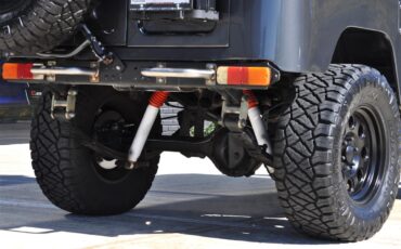 Toyota-Land-cruiser-fj40-1978-Grey-Black-39