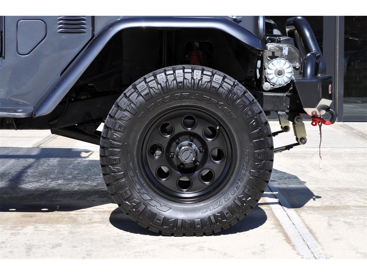 Toyota-Land-cruiser-fj40-1978-Grey-Black-41