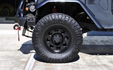 Toyota-Land-cruiser-fj40-1978-Grey-Black-42