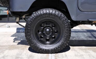 Toyota-Land-cruiser-fj40-1978-Grey-Black-43