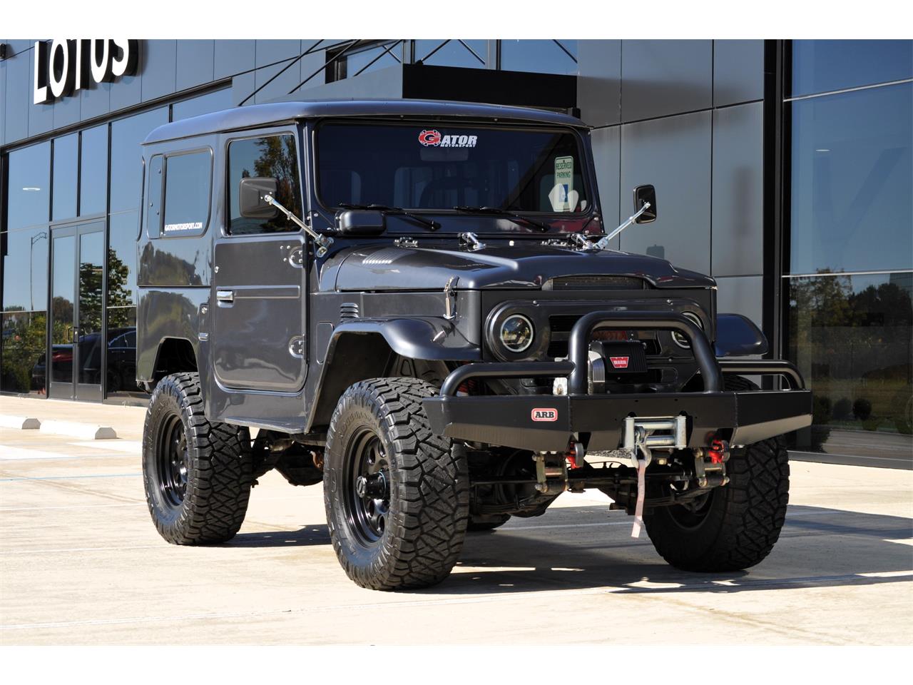 Toyota-Land-cruiser-fj40-1978-Grey-Black-46