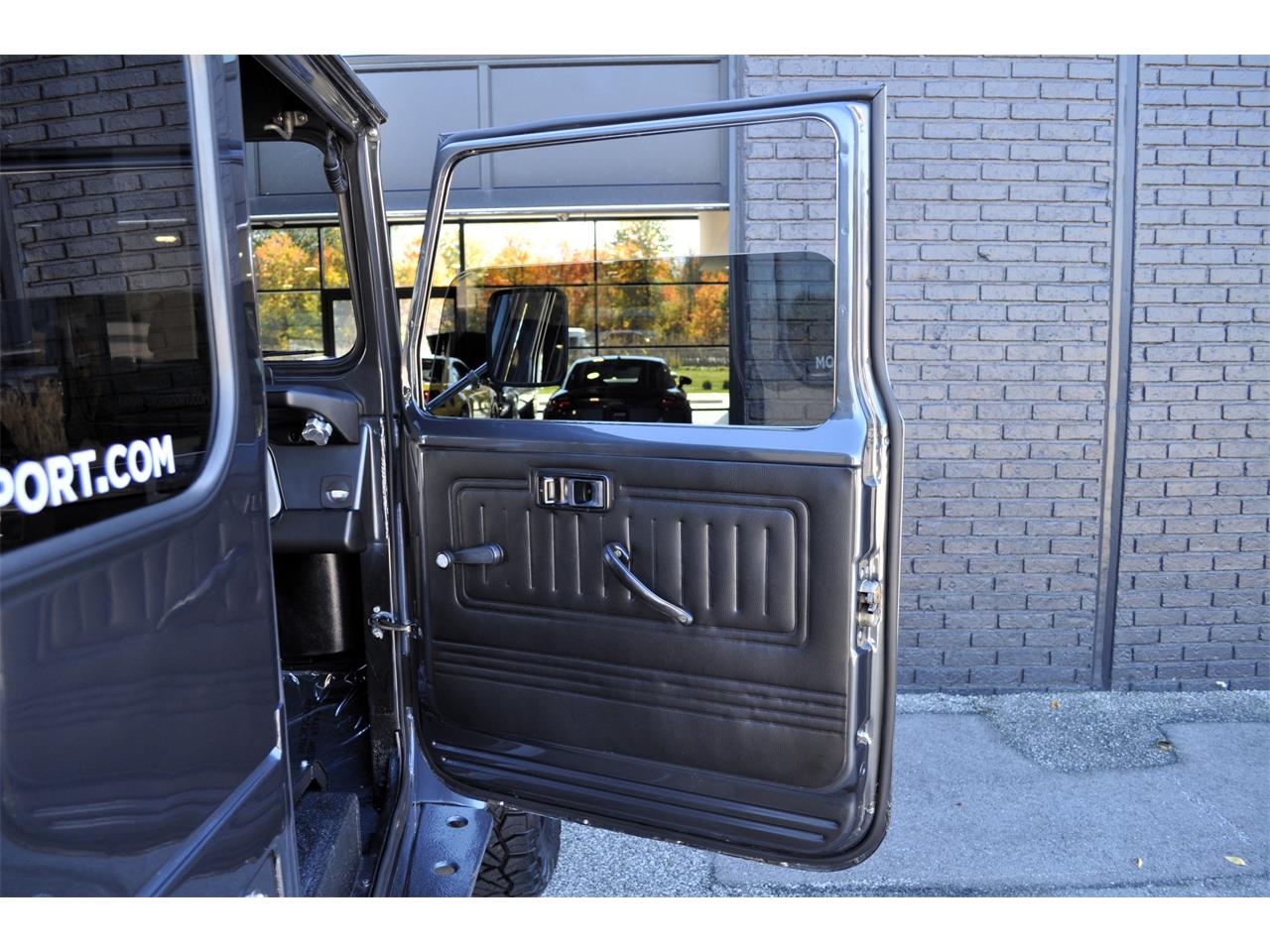 Toyota-Land-cruiser-fj40-1978-Grey-Black-6