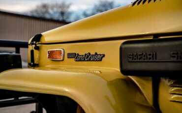 Toyota-Other-1974-BeigeTan-Black-16