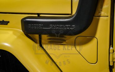 Toyota-Other-1974-BeigeTan-Black-19