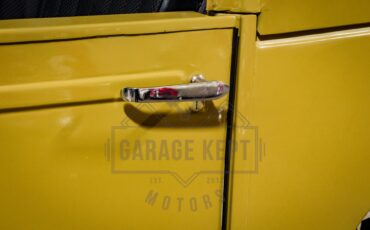 Toyota-Other-1974-BeigeTan-Black-21