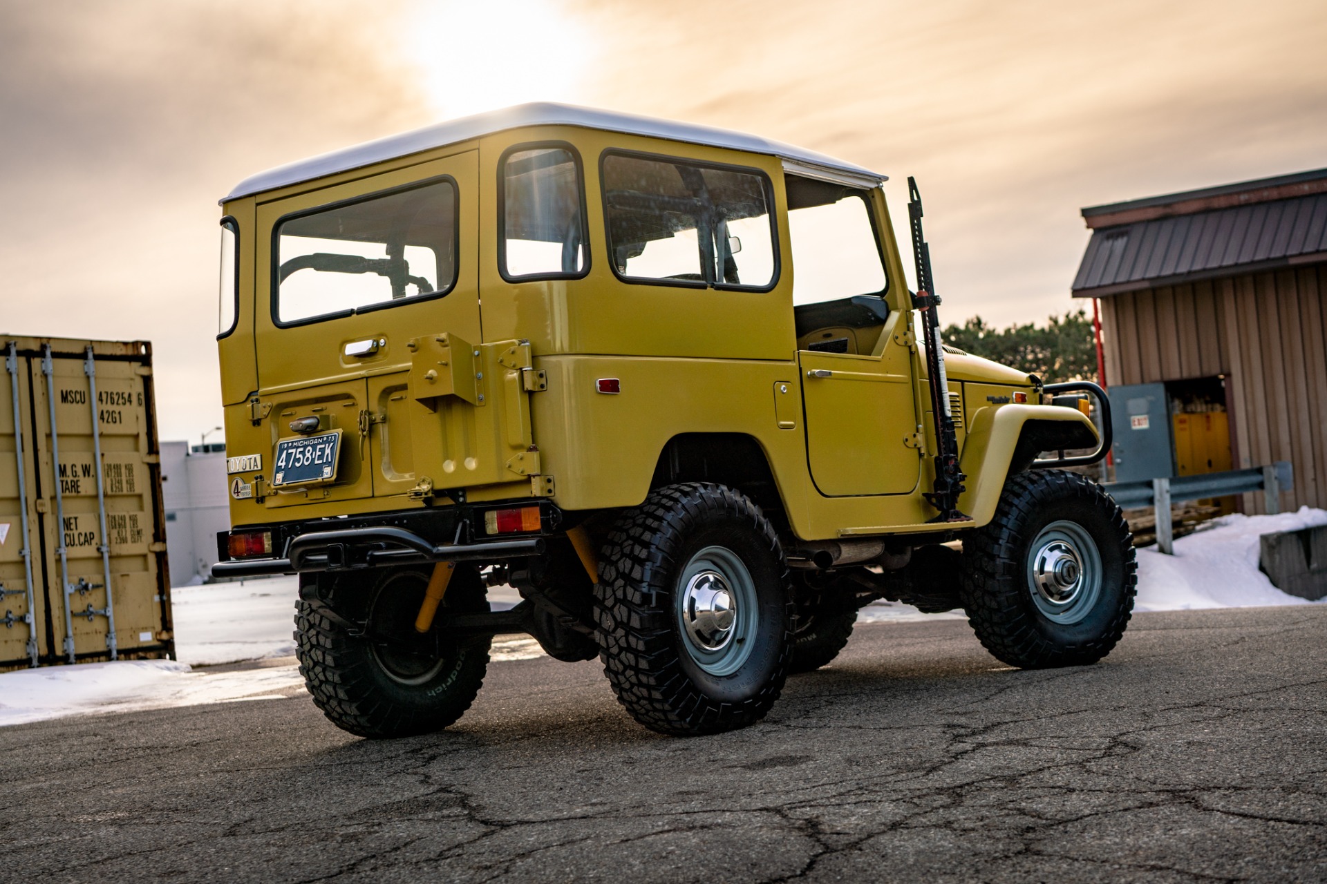 Toyota-Other-1974-BeigeTan-Black-29