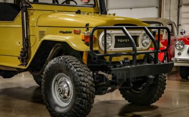 Toyota-Other-1974-BeigeTan-Black-41