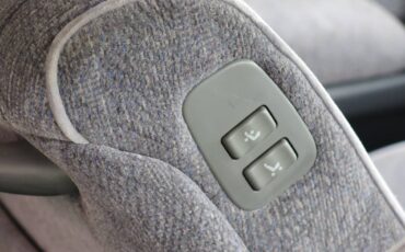 Toyota-crown-majesta-1992-black-11