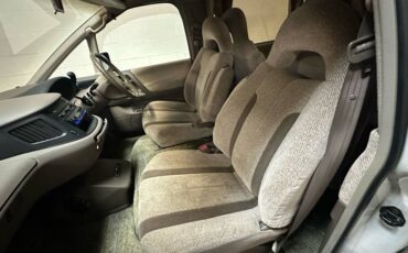 Toyota-estim-1993-11