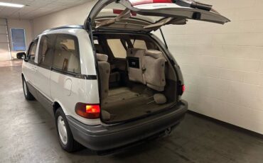 Toyota-estim-1993-14