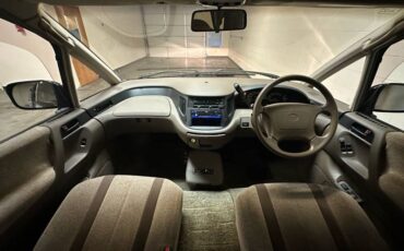 Toyota-estima-1993-23