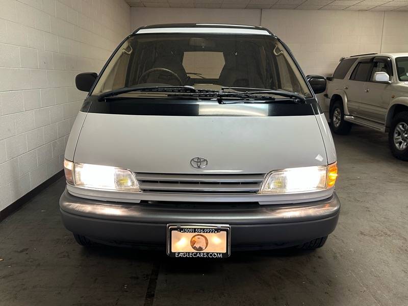 Toyota-estima-1993-37