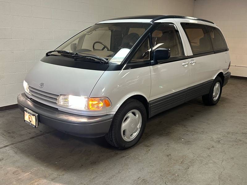 Toyota-estima-1993-38