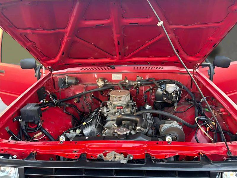 Toyota-pick-up-1986-12