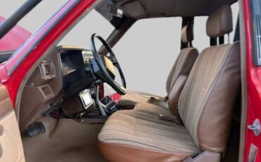 Toyota-pick-up-1986-15