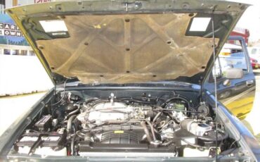 Toyota-pickup-deluxe-1992-green-2