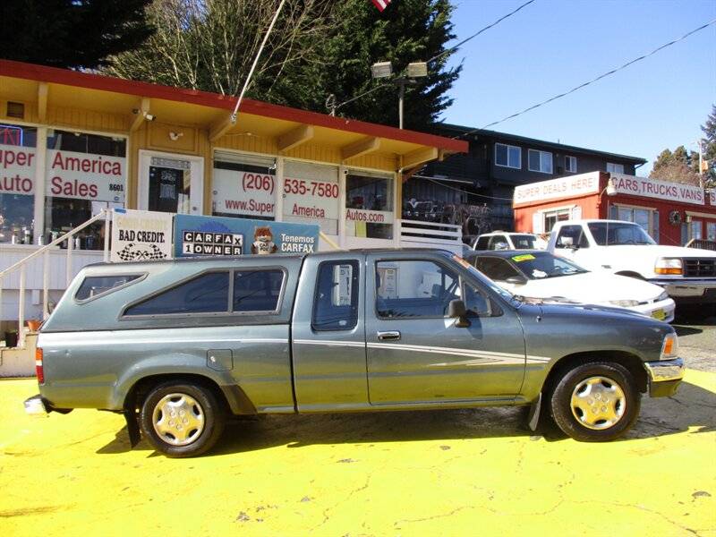 Toyota-pickup-deluxe-1992-green-9