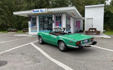 Triumph-Spitfire-1976-Java-Green-Black-1