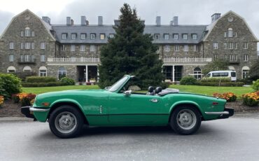 Triumph-Spitfire-1976-Java-Green-Black
