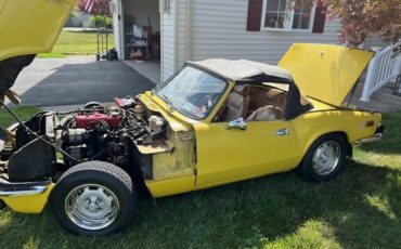 Triumph-Spitfire-1976-Yellow-Tan-11