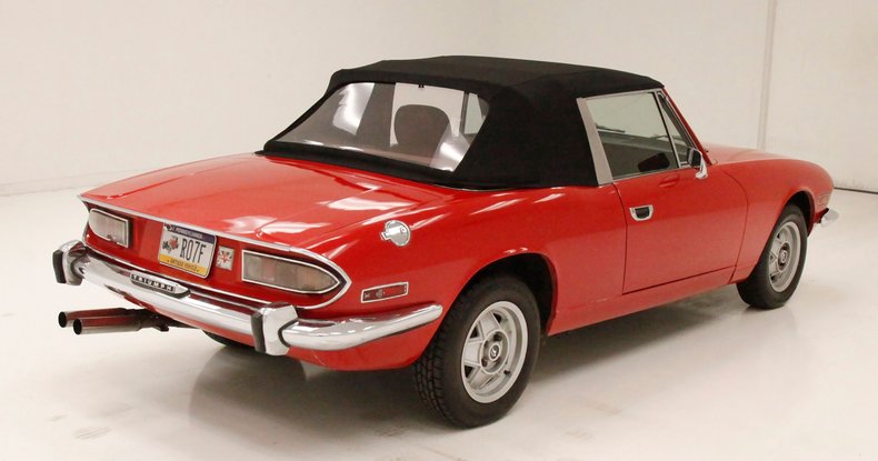 Triumph-Stag-1971-Red-Saddle-2