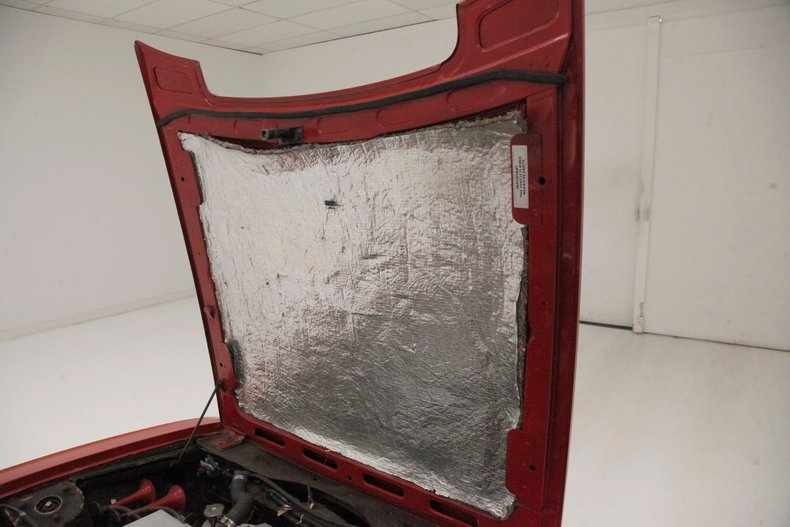 Triumph-Stag-1971-Red-Saddle-21