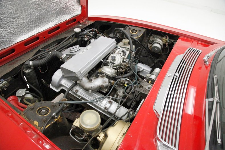 Triumph-Stag-1971-Red-Saddle-22